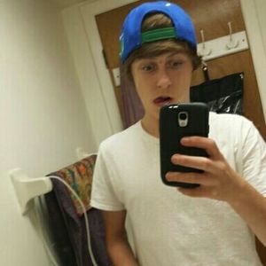 Meet your Posher, Matthew